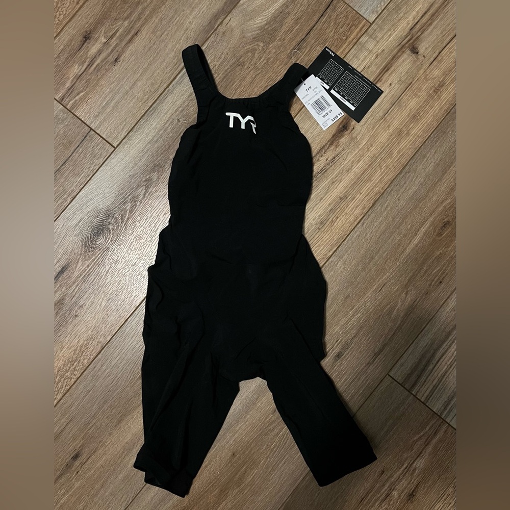 TYR Women's Invictus Open Back Swimsuit - 24